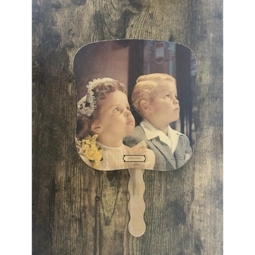 RARE Vintage Excel-O-Craft Sample No 8705 Silent Worship Advertising Hand Fan